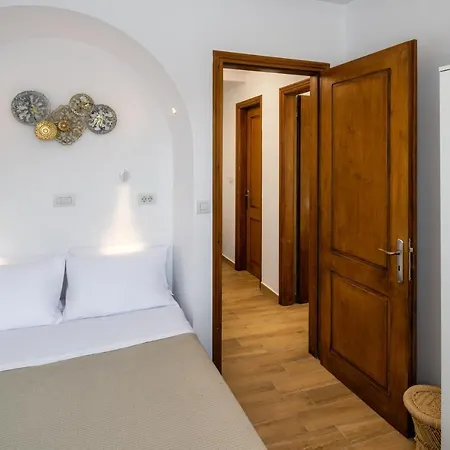 Peaceful Seafront Retreat In Santorini -sonus Mare Semesterbostad Vourvoúlos