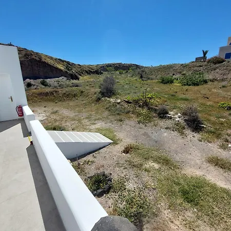 Peaceful Seafront Retreat In Santorini -sonus Mare Semesterbostad *