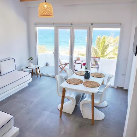 Semesterbostad Peaceful Seafront Retreat In Santorini -sonus Mare